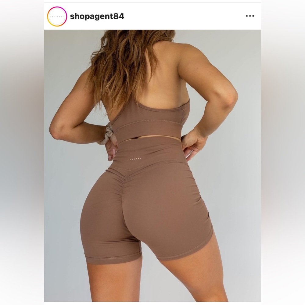 Agent84 Midi Short in Brownie - size Small